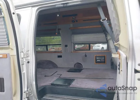 1994 Ford Econoline E150 Van from USA, damaged, VIN 1FDEE14H6RHB26385